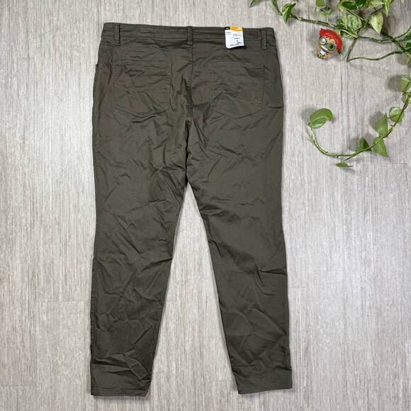 Lee Womens Jeans Skinny Leg Slimming NWT 18W Tarmac Green Rebound Denim Stretch - Picture 2 of 10